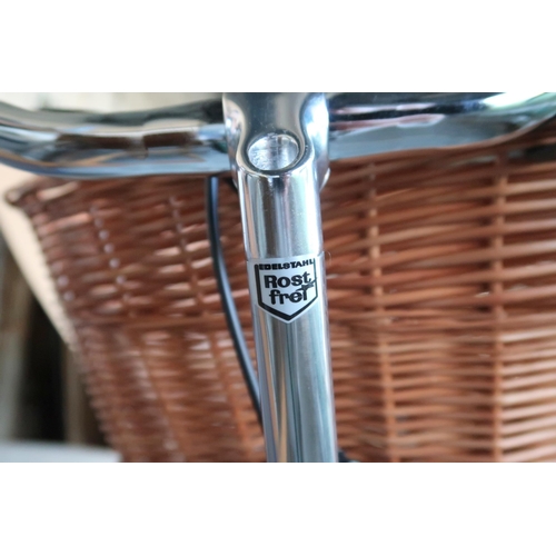 131 - A contemporary Pashley, Stratford upon Avon ladies bicycle with handlebar mounted basket, Lumotec he... 