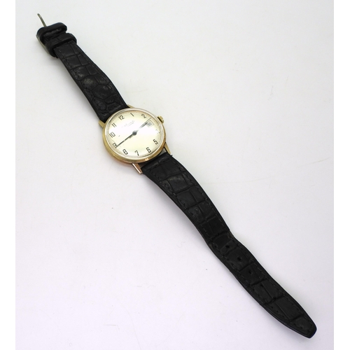 733 - A 9ct gold gents Swiss watch, the dial signed Thomas Russell & Son, inscribed and dated 1976, we... 