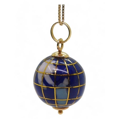 764 - An Italian made gemstone Globe pendant mounted in 14k gold, on a 46cm 14k gold box chain weight toge... 