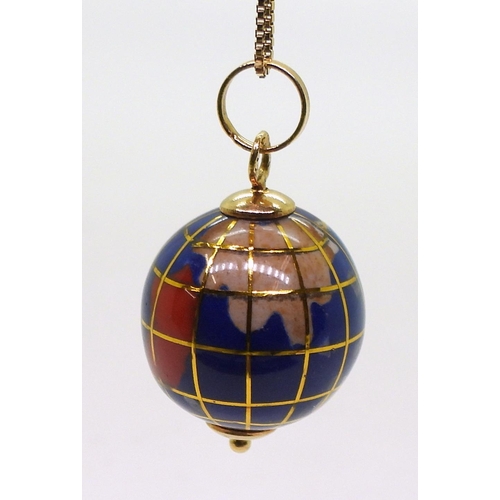 764 - An Italian made gemstone Globe pendant mounted in 14k gold, on a 46cm 14k gold box chain weight toge... 