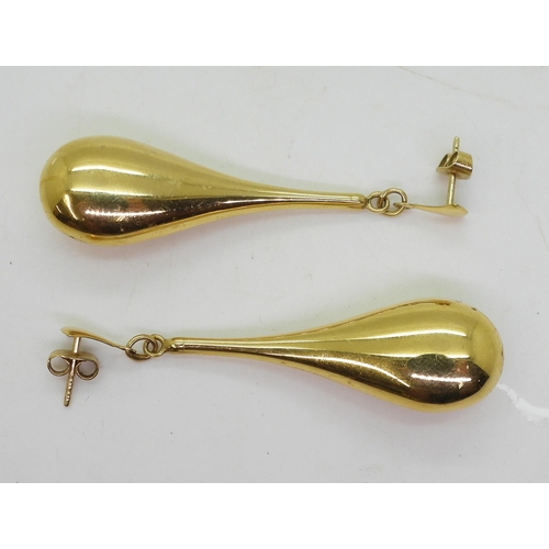 831A - A pair of large 9ct gold drop earrings, weight 5.1gms