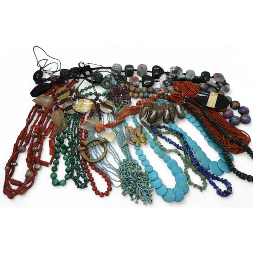 838 - A collection of gemstone beads and costume statement necklaces to include, turquoise, malachite, lap... 