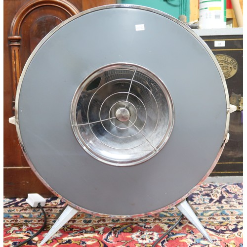 122 - A mid 20th century Sofono portable electric radiator