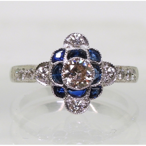 2707 - AN ART DECO STYLE RINGset with brilliant cut diamonds with an estimated approx diamond total of 0.55... 