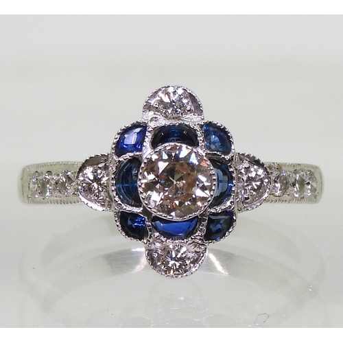 2707 - AN ART DECO STYLE RINGset with brilliant cut diamonds with an estimated approx diamond total of 0.55... 