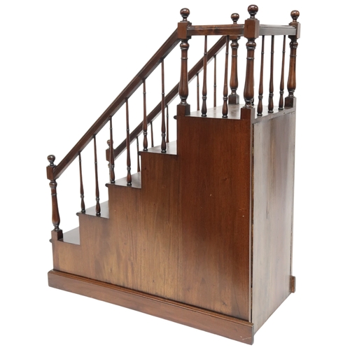 2015 - A 20TH CENTRURY MAHOGANY SET OF LIBRARY STEPS with three quarter gallery railing with turned sp... 