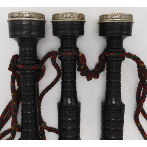 2642 - ROBERT GILLANDERS & SON FORFAR SCOTTISH HIGHLAND BAGPIPESA full set of ebonised white metal and ... 