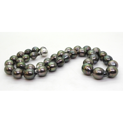 2749 - BAROQUE BLACK PEARLSwith good pink/green lustre, pearls approx 13.6mm x 10.4mm to 9.3mm x 8.7mm. len... 