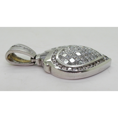 2752 - DIAMOND HEART PENDANTthe mount is craftsman made in white metal (stamped MC) and set throughout with... 