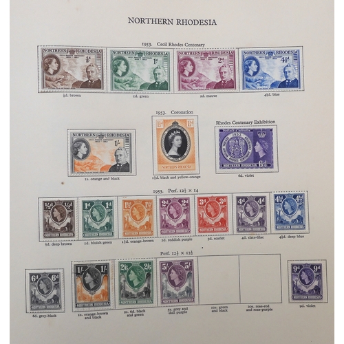 7000 - Queen Elizabeth II (1952-2022) The Stanley Gibbons British Empire New Age Stamp Album Queen Elizabet... 