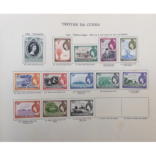 7000 - Queen Elizabeth II (1952-2022) The Stanley Gibbons British Empire New Age Stamp Album Queen Elizabet... 