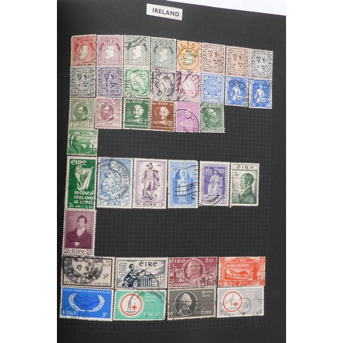 7012 - A worldwide stamp collection in a stock book and albums