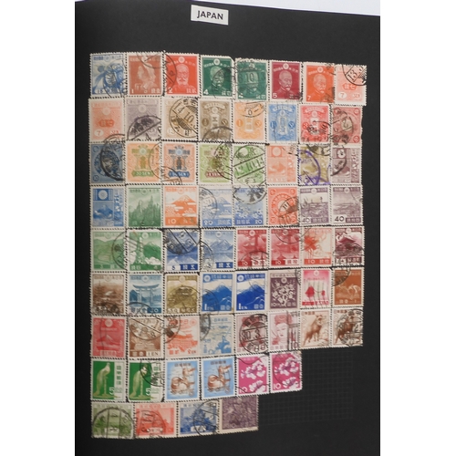 7012 - A worldwide stamp collection in a stock book and albums