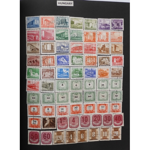 7012 - A worldwide stamp collection in a stock book and albums