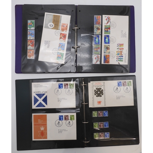 7015 - Great Britain And Commonwealth stamps first day covers and covers, a collection in five albums many ... 