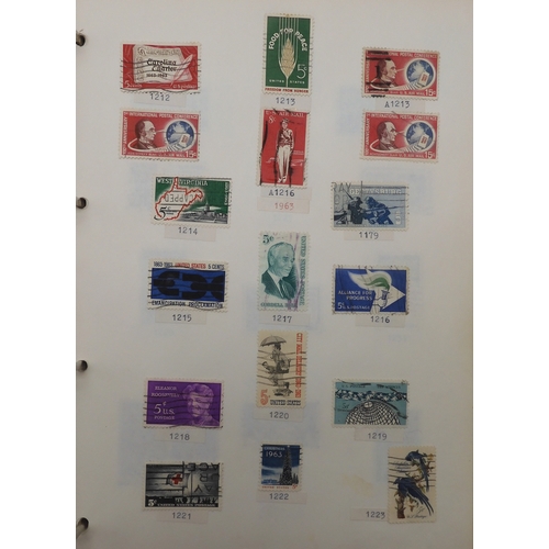 7038 - UNITED STATES U.S. POSTAGEA collection of mostly used stamps in two folders from President Andrew Ja... 