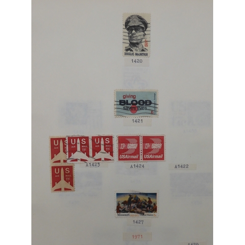 7038 - UNITED STATES U.S. POSTAGEA collection of mostly used stamps in two folders from President Andrew Ja... 