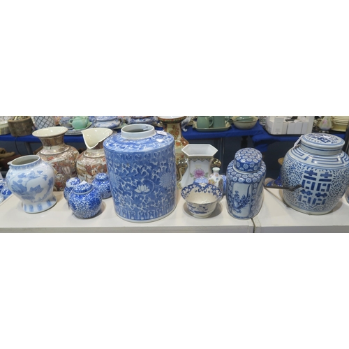 262 - A large collection of modern Chinese blue and white jars and vases etc