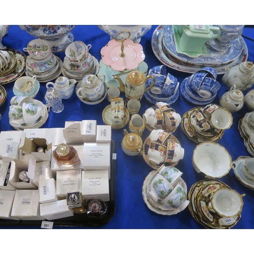 283 - Hammersley tea wares in pattern 12854, Spode Italian half tea set and other tea wares