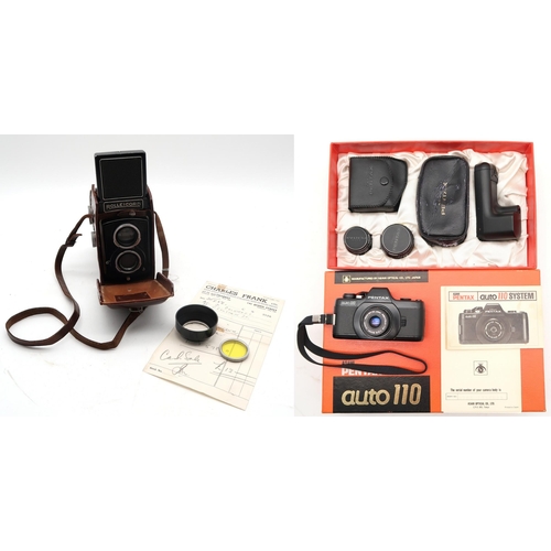 538 - A Rolleicord IIa TLR camera, serial no. 1057108, fitted with a Carl Zeiss Jena Triotar 1:3.5 f=7.5cm... 