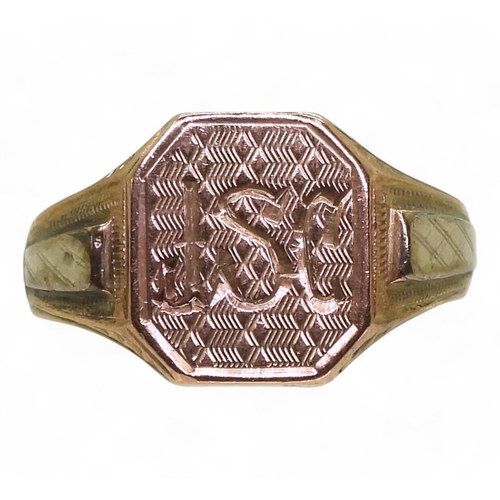 726 - A 9ct gold signet ring, size N1/2, weight 4.6gms