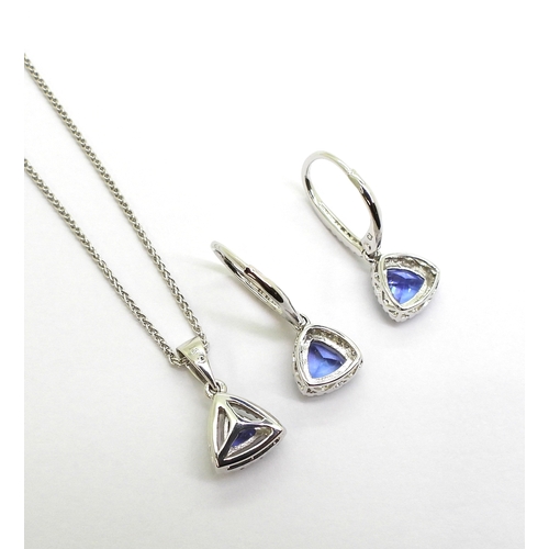 2760 - TANZANITE & DIAMOND SUITEset with trilliant cut tanzanites surrounded with brilliant cut diamond... 