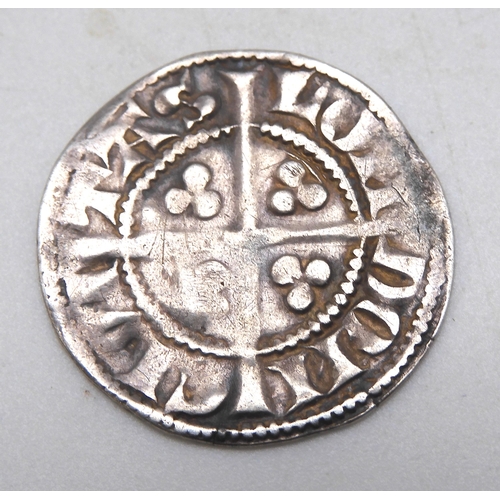 441 - Edward I (1272-1307) 1 PennyObverseLegend around crowned facing portrait within inner beaded circle ... 