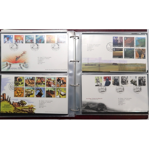 442 - Royal Mail First Day CoversA collection in three albums to include The Royal wedding First Day Cover... 