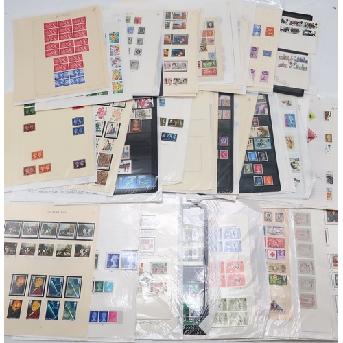 446 - A collection of stamps and covers to include Luxury First Day Covers , Great Britain used stamps, ne... 