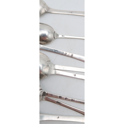 2541 - SCOTTISH PROVINCIAL;a set of three Old English pattern silver teaspoons by James Law, Aberdeen, an e... 