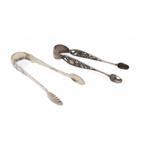 353 - A pair of Victorian Scottish silver kings pattern sugar tongs, by Millidge & Son, Edinburgh... 