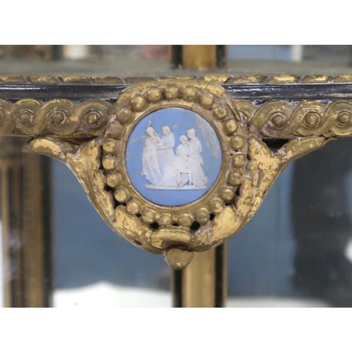 2057 - A PAIR OF 19TH CENTURY LOUIS XV STYLE GILT GESSO MIRROR BACKED CORNER WHAT-NOTSeach capped with cera... 