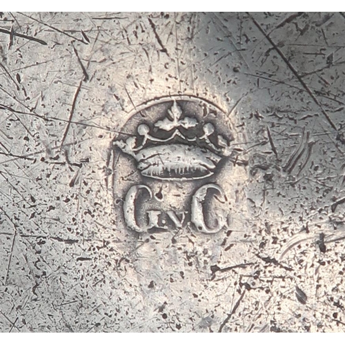 212 - An 18th century pewter chamber pot, marked HH GS to handle and with touch mark GvG under a crown and... 