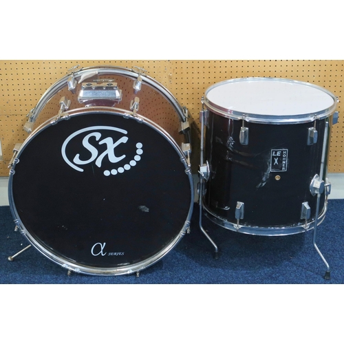 474 - A Manhattan bass drum and Honner floor tom, also with a collection of Elvis memorabilia to include p... 