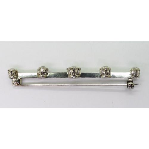 2788 - A FIVE STONE DIAMOND BAR BROOCHset with five old cut diamonds with an estimated approx diamond total... 