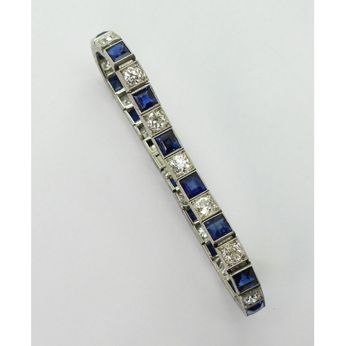 2791 - A SAPPHIRE & DIAMOND LINE BRACELETgently tapering in size from 4.3mm x 4.7mm x 3.1mm to 3.4mm x ... 