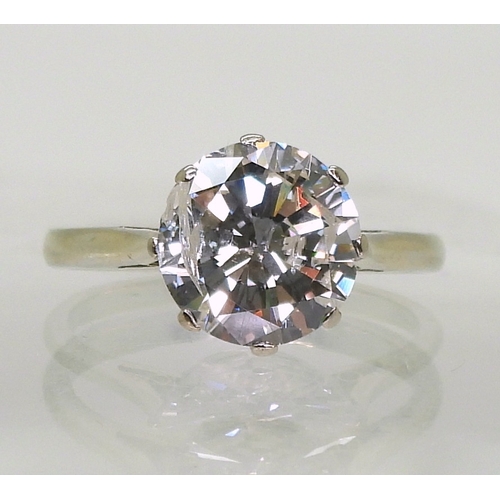 2800 - A SUBSTANTIAL DIAMOND RINGset with an estimated approx 2.60ct brilliant cut diamond, set into an 18c... 