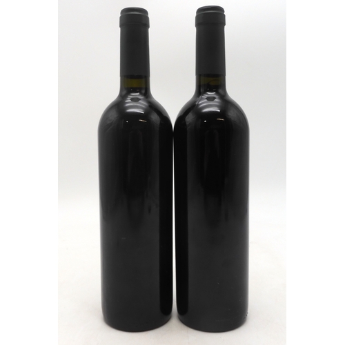 2697B - MALBEC MERLOT Two bottles of Hawkes Bay The Terraces Cabernet Franc 2000 New Zealand e 75cl 13.... 