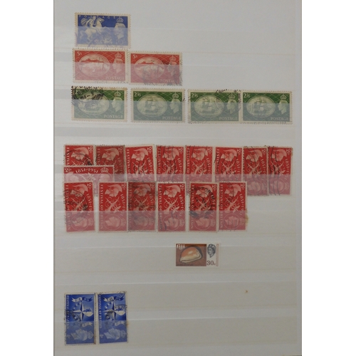 486 - GREAT BRITAINA collection of mostly used British stamps in a stock book  from Victoria through ... 