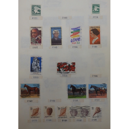 487 - UNITED STATES U.S. POSTAGEA collection of mostly used stamps in two folders from President Andrew Ja... 