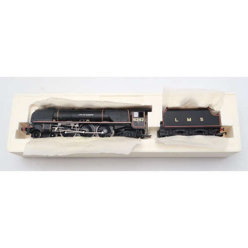 502 - Hornby 00-gauge R2230 LMS 4-6-2 Duchess Class 'Duchess of Buccleugh', R2311 LMS 4-6-2 Duchess Class ... 