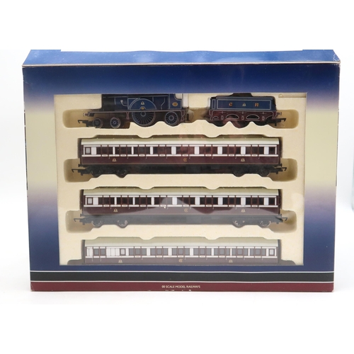 517 - A Hornby 00-gauge R2032 Special Presentation Edition 'The Midlothian' Train Pack, an R2045 Virgin Tr... 