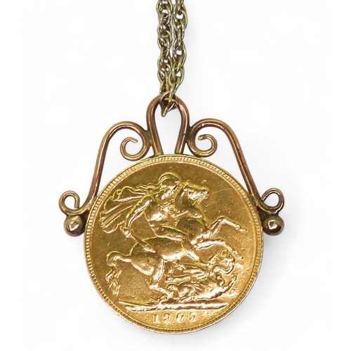 785 - A 1905 gold full sovereign, with yellow metal soldered on pendant mount with a gold plated chain, we... 