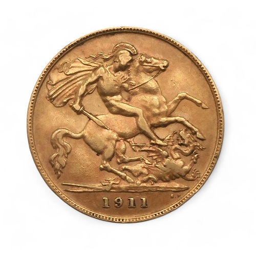 340 - EDWARD VII 1901-1910) 1/2 SOVEREIGN 1911ObverseUncrowned portrait of King Edward VII right, legend a... 