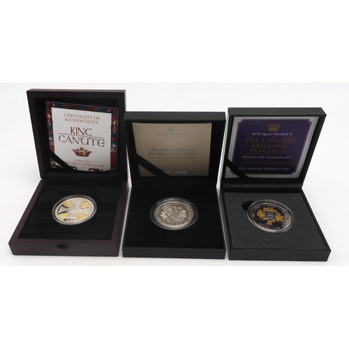 368 - A lot comprising twelve various silver commemorative coins 