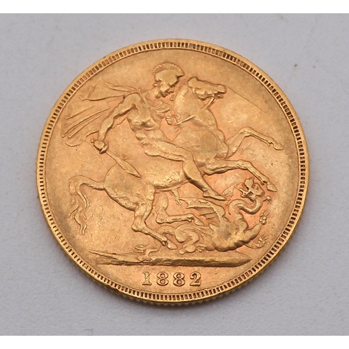 380 - Victoria (1837-1901) 1 Sovereign 1882 MelbourneObverse Queen Victoria's young head VI... 