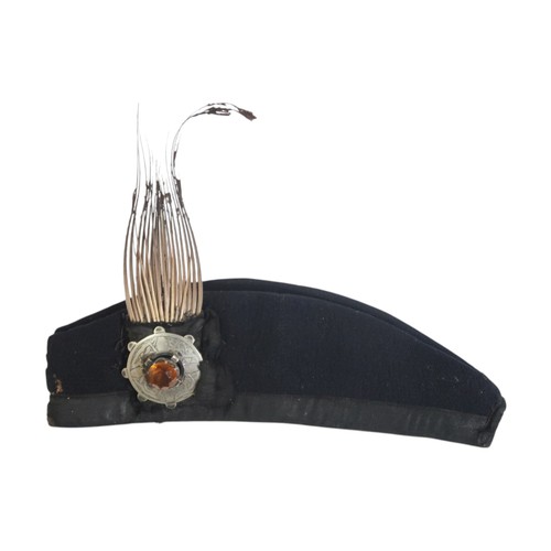 2626A - AN ATTRIBUTED EARLY-20th CENTURY BLACK WATCH PIPE MAJOR'S UNIFORMBelieved WW1-period; comprising kil... 