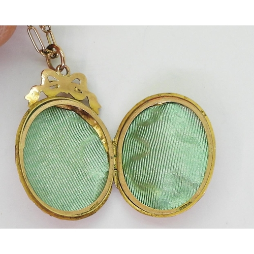 713 - A 9ct gold vintage locket, hallmarked Chester 1911, and fancy 47cm long chain, weight 7.3gms