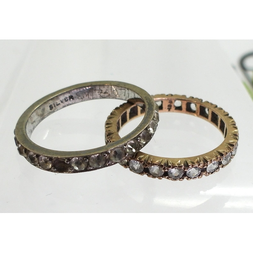 889 - A 9ct gold tigers claw pendant mount (without claw) and a 9ct clear gem set eternity ring size L, we... 