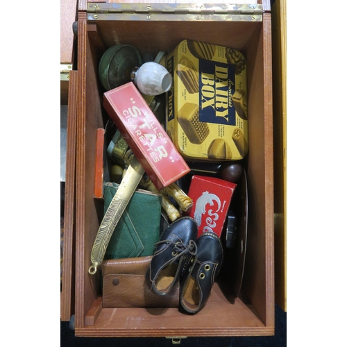 489 - A large and eclectic lot of collectable odds, including a leather doctor's case by Plucknett & C... 